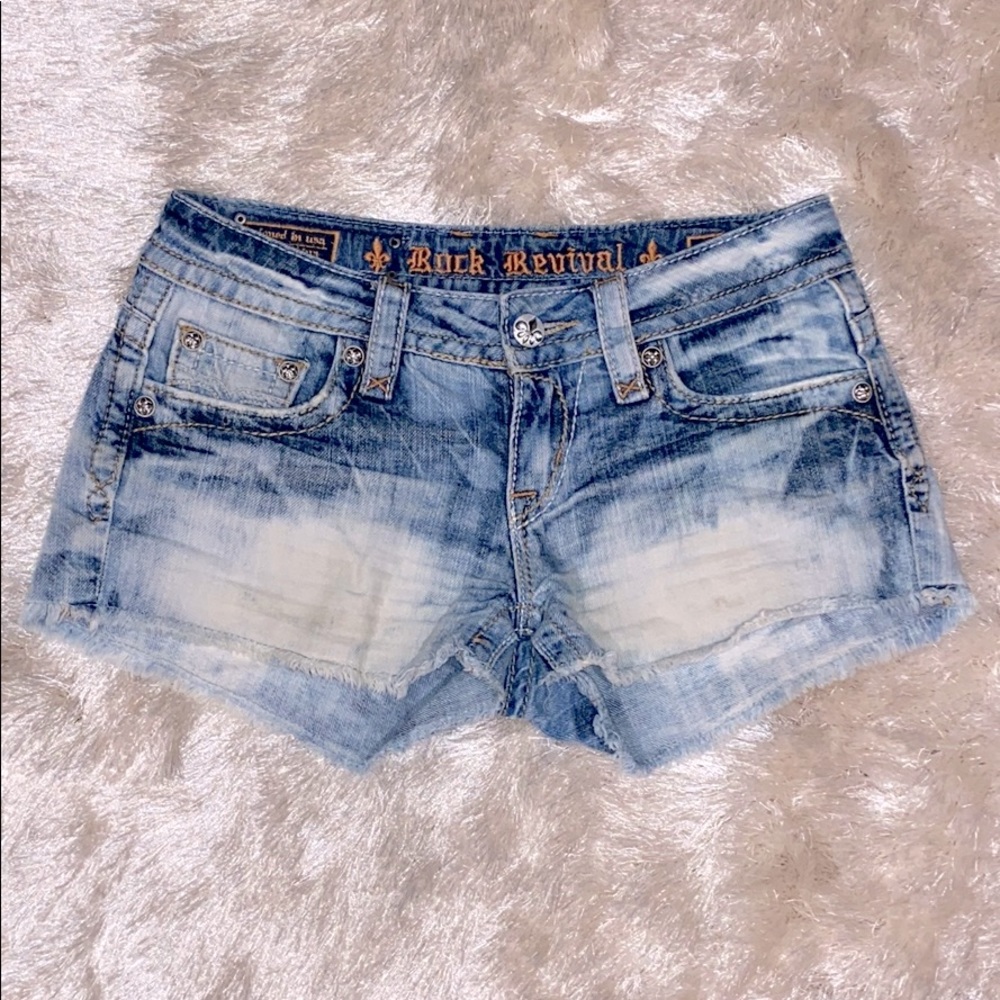 Ladies Rock Revival Denim shorts Size 28.